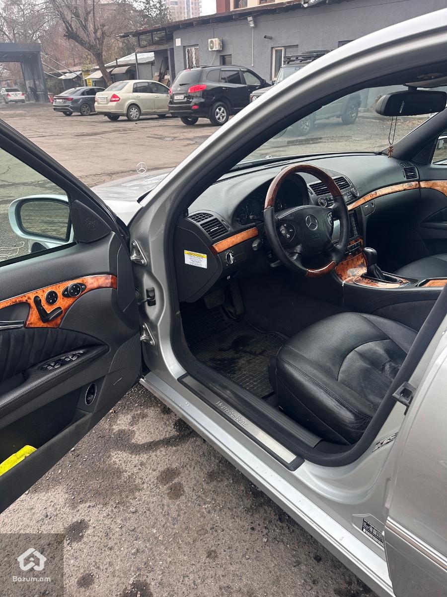 Mrcedes Benz E350 W211 - image 10