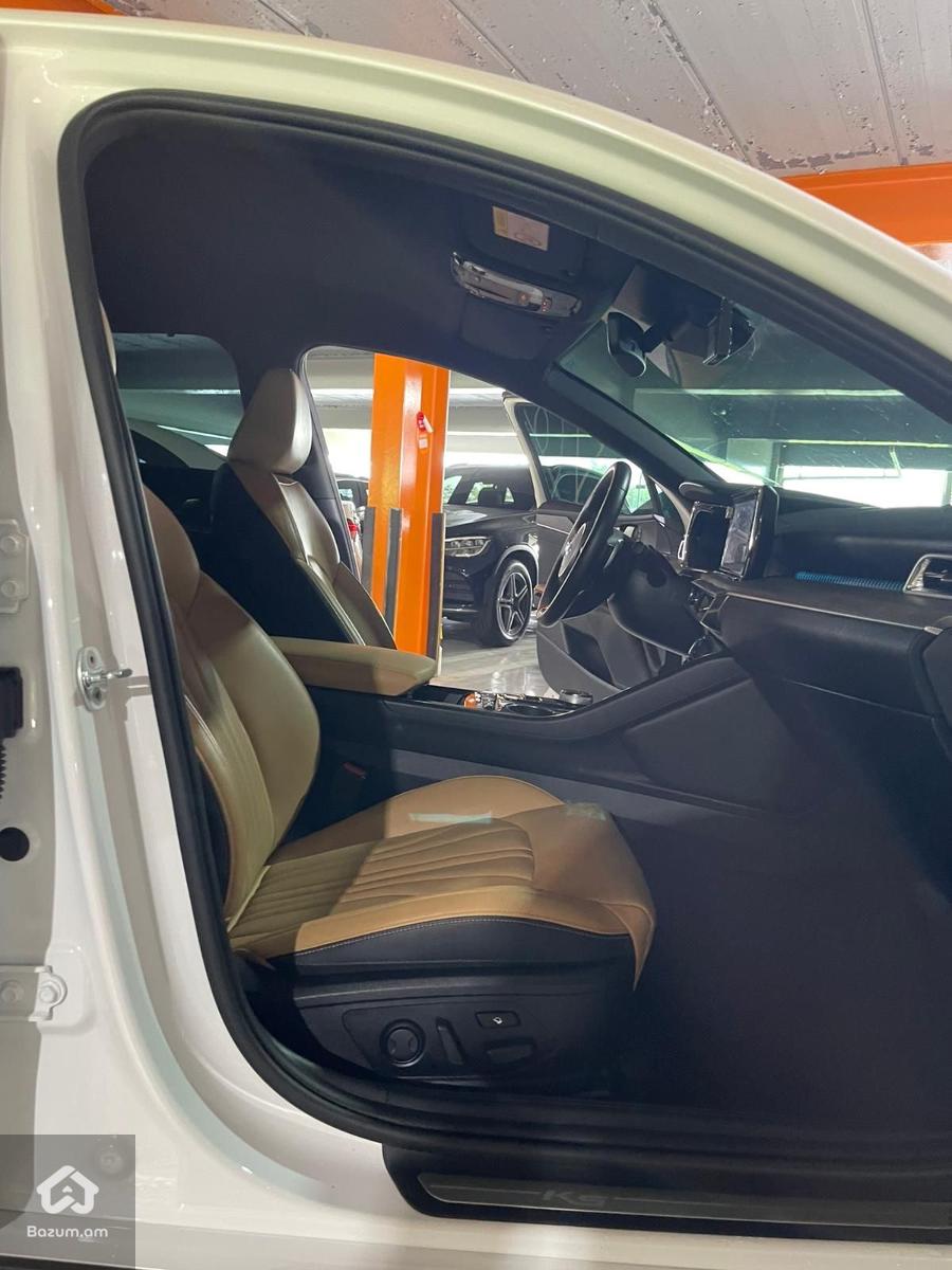 Kia K5 HYBRID - image 30