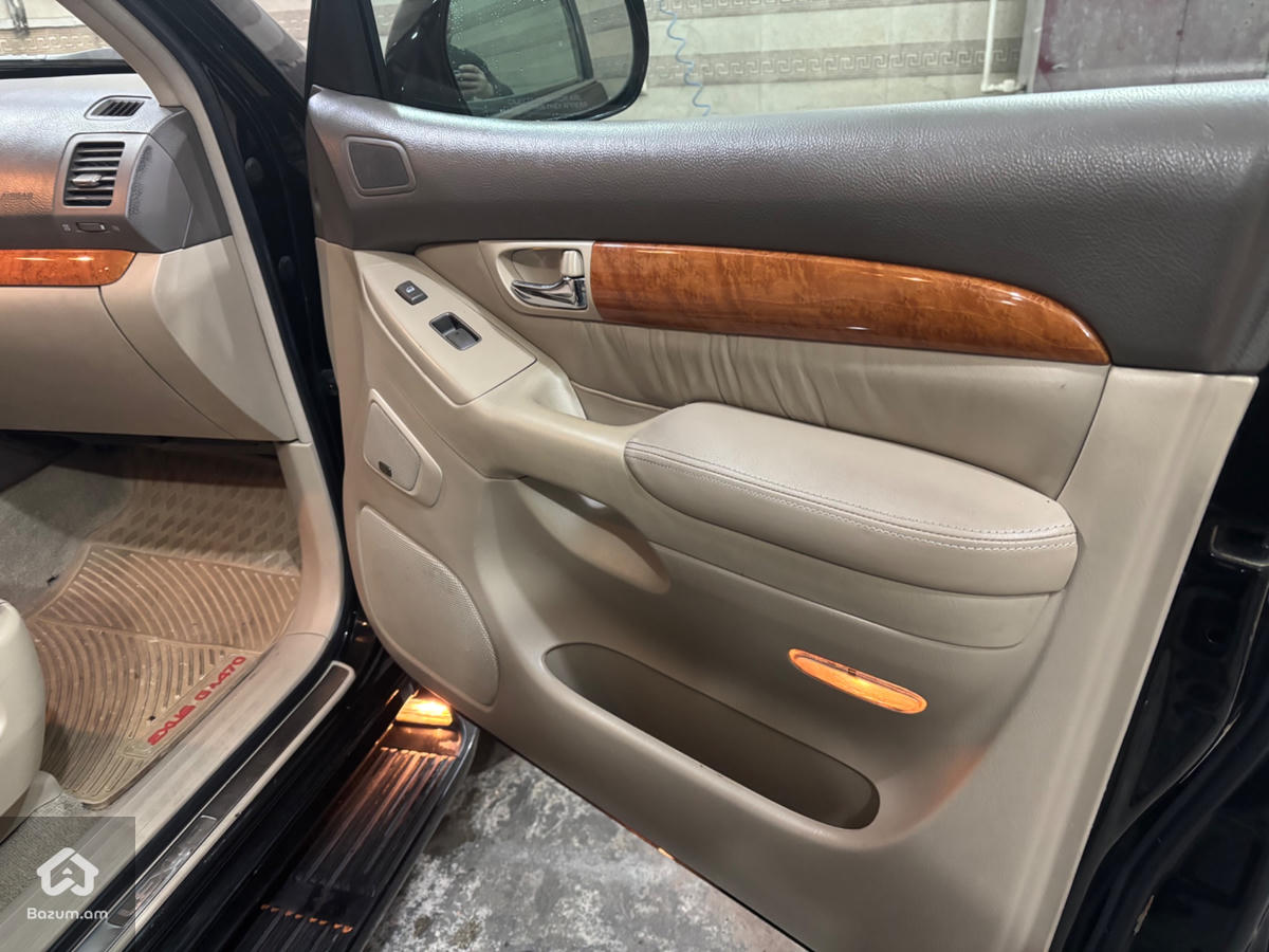 Lexus GX470  - image 11