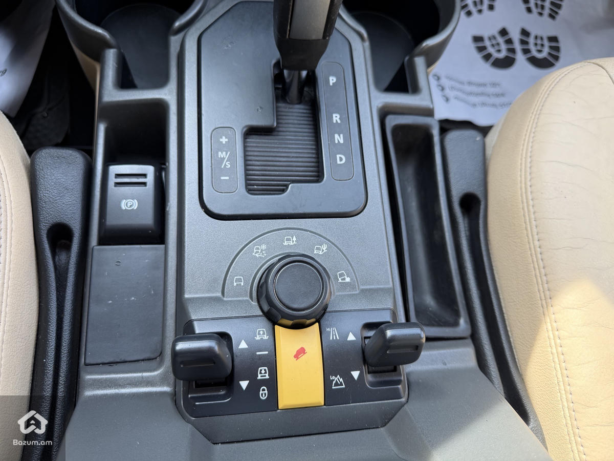 LAND ROVER DISCOVERY  - image 17