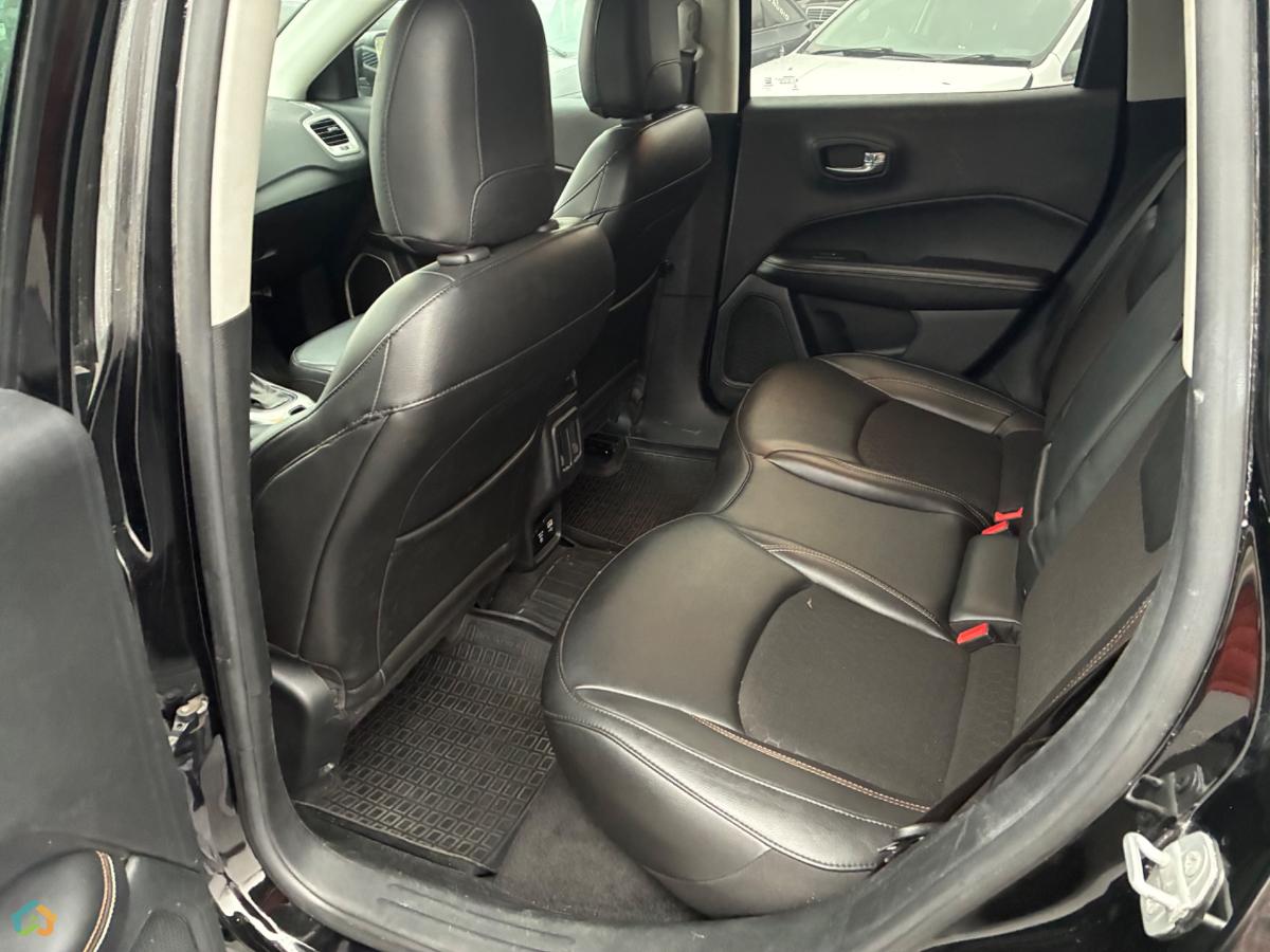 JEEP COMPASS 4x4 - image 9