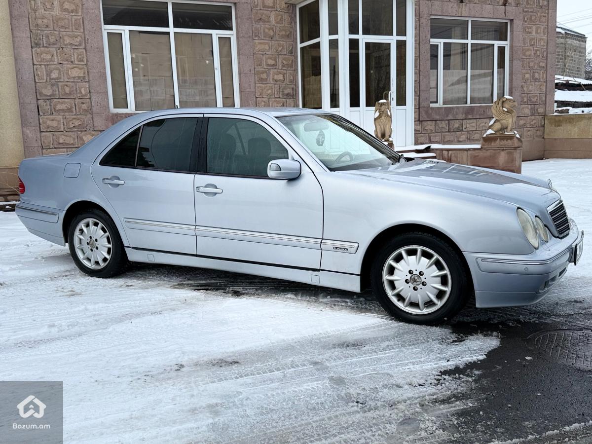 E class 240 - image 6