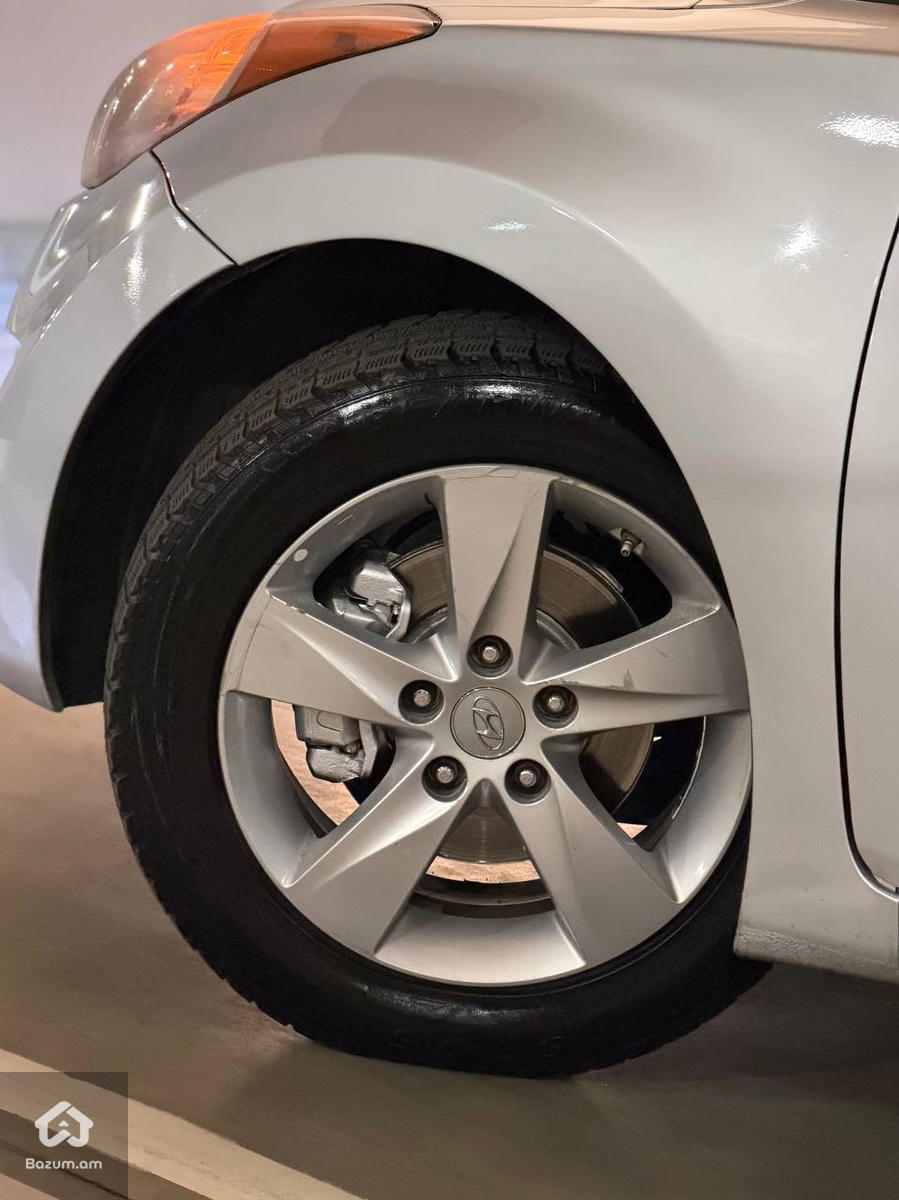 Hyundai Elantra 2013թ GLS - image 10