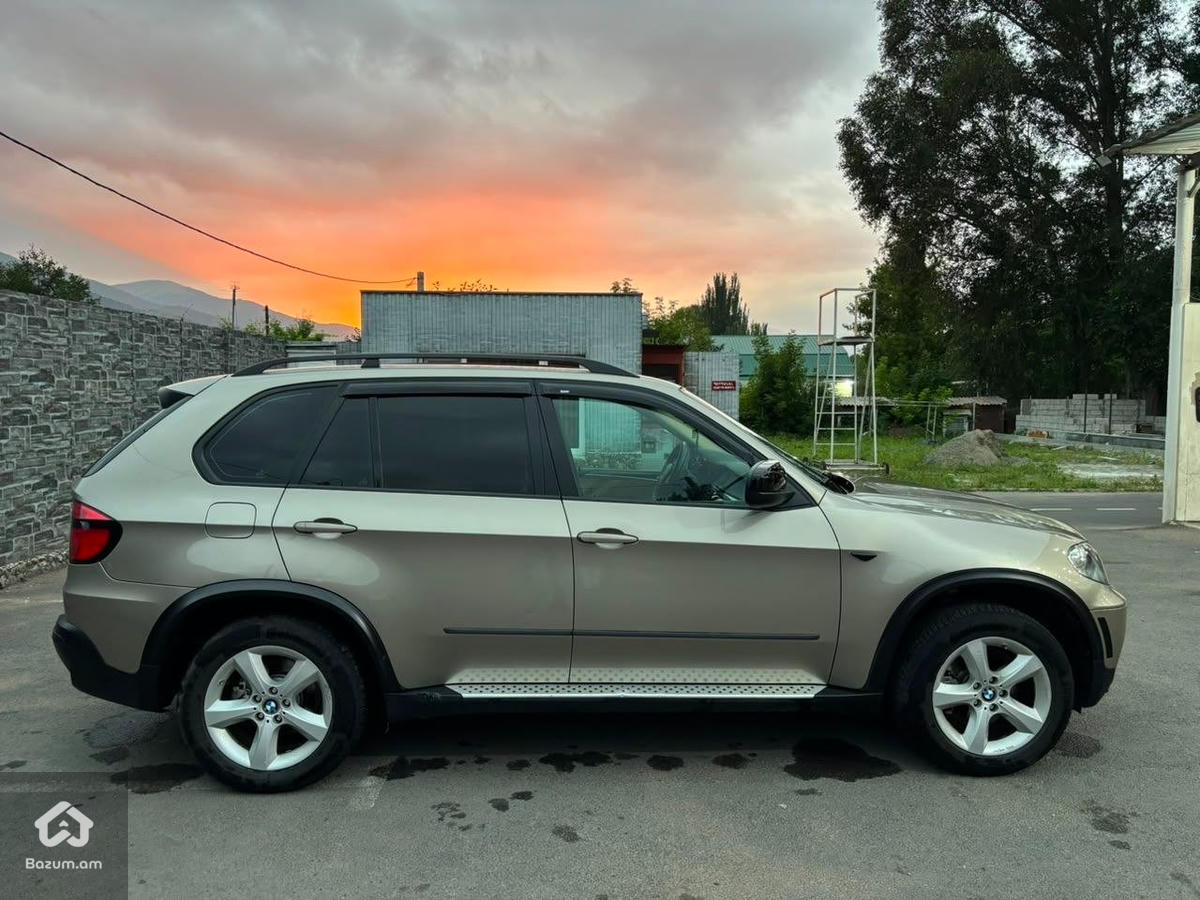 BMW X5 2008 - image 7
