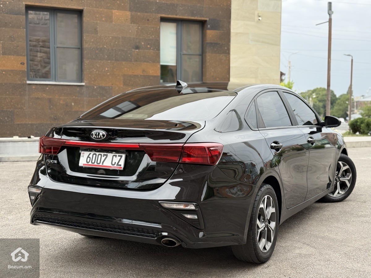 Kia Forte 2020 - image 6