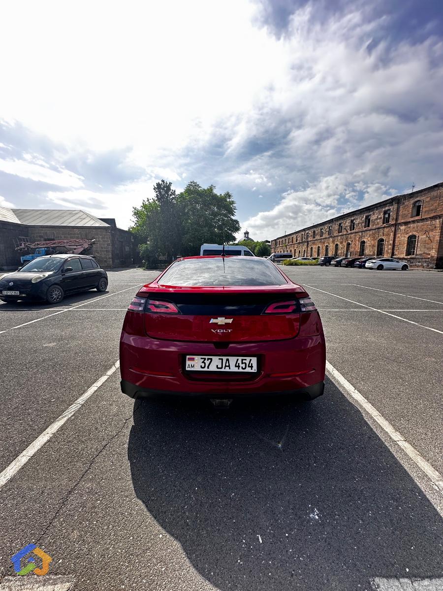 Chevrolet Volt - image 3