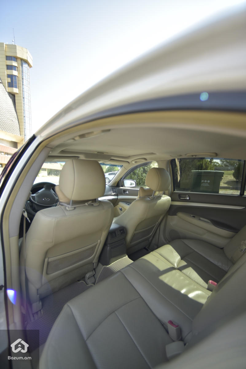 Infiniti - image 12