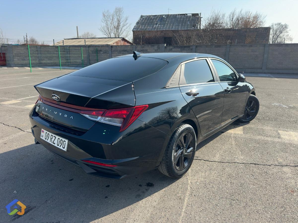 Hyundai Elantra CN7 - image 10