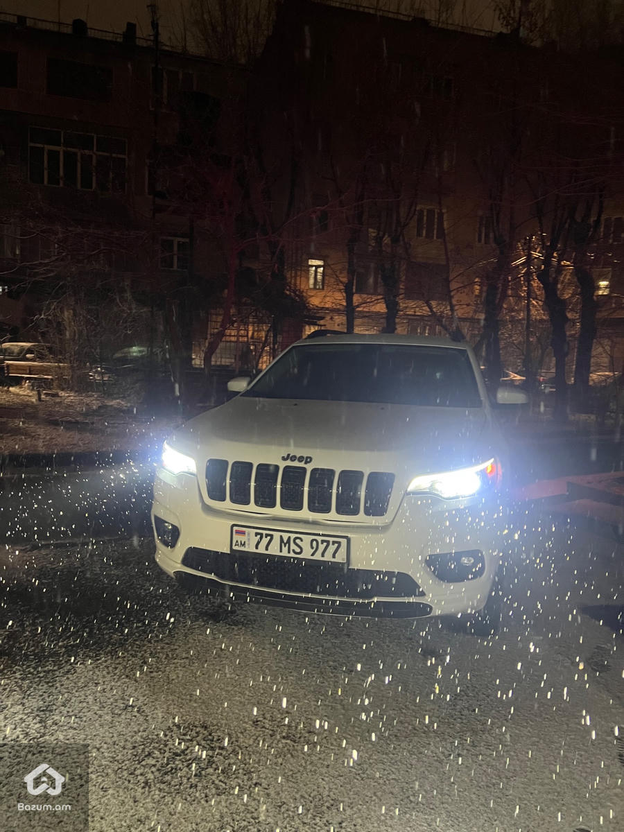 Jeep cherokee latitude plus - image 11