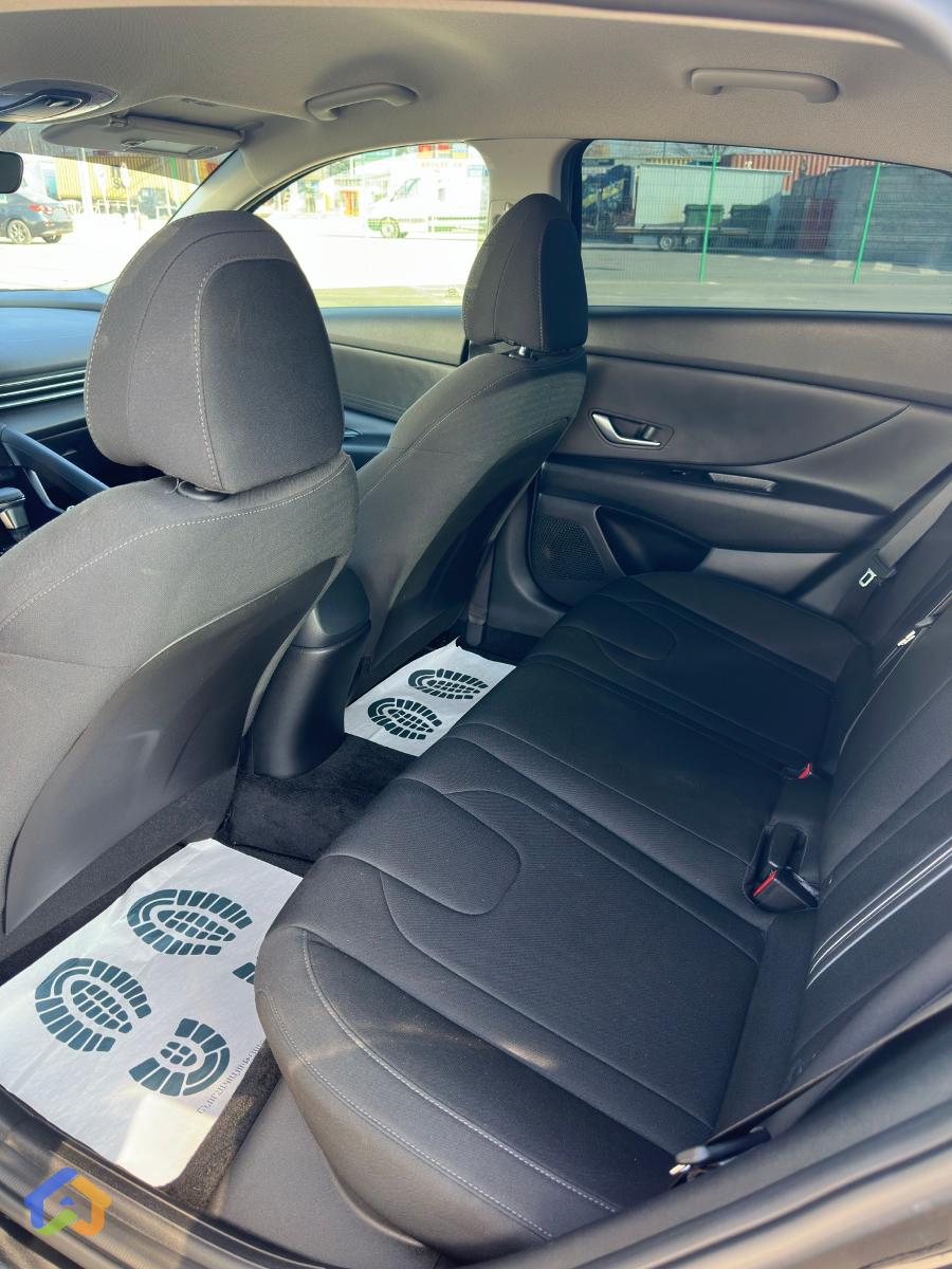 Hyundai Elantra CN7 - image 14