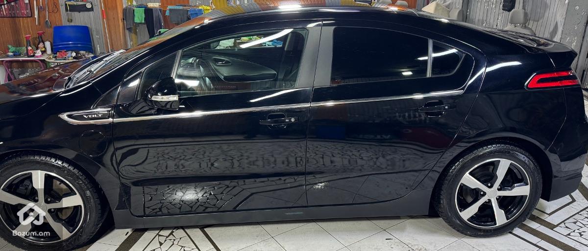 Chevrolet volt 1 - image 3