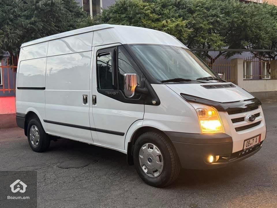 Ford transit  - image 2