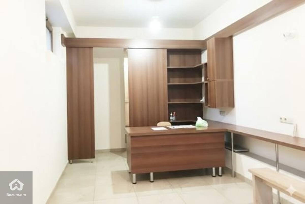 Կոմերցիոն տարածք Հրաչյա Քոչարի փողոցում, 23 քմ - image 2