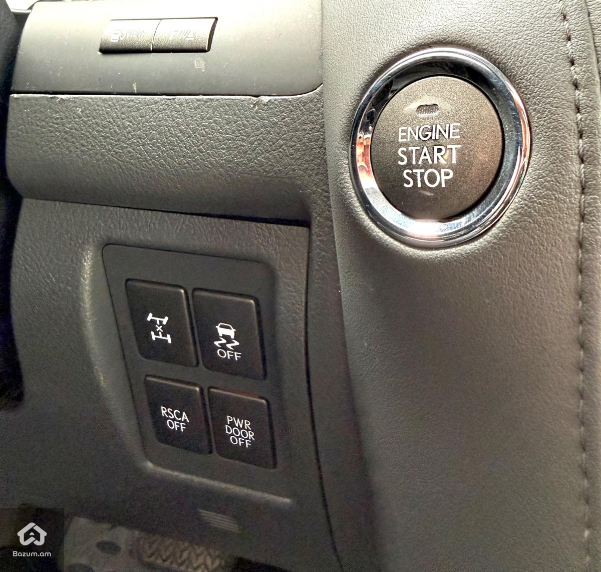 Lexus LX 570 - image 14