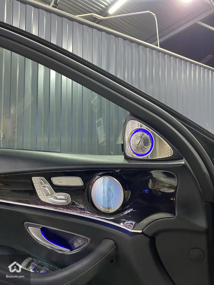 2021 Mercedes-Benz E350 Restyle - image 7