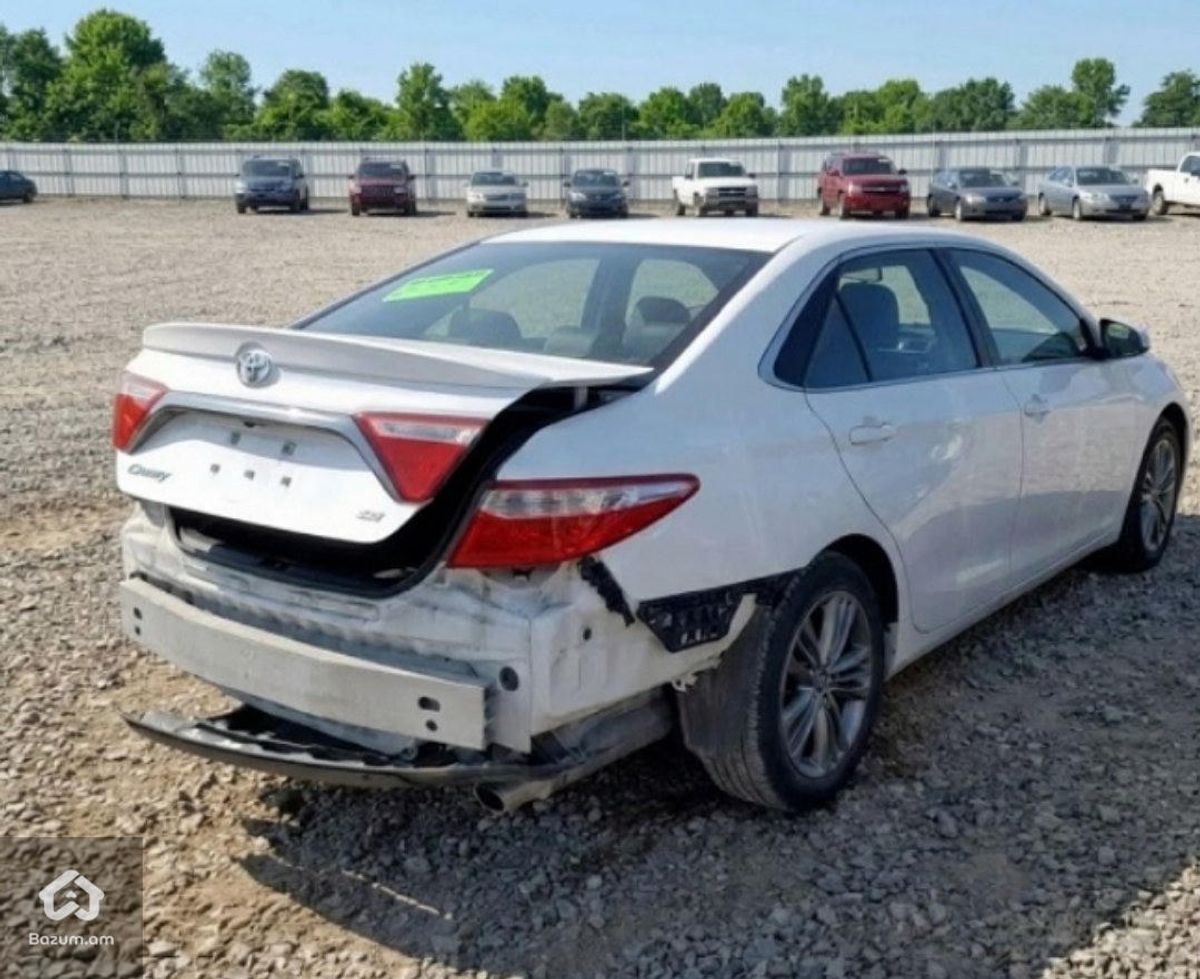 Toyota Camry 2016 - image 32