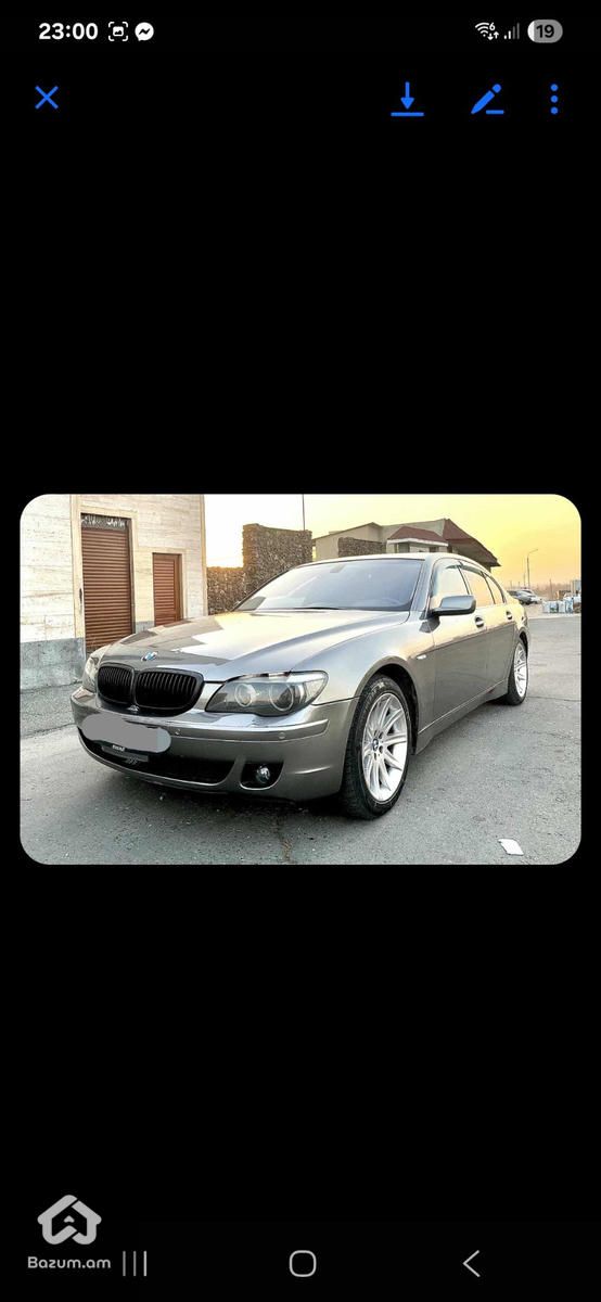 BMW 745 2004 - image 1