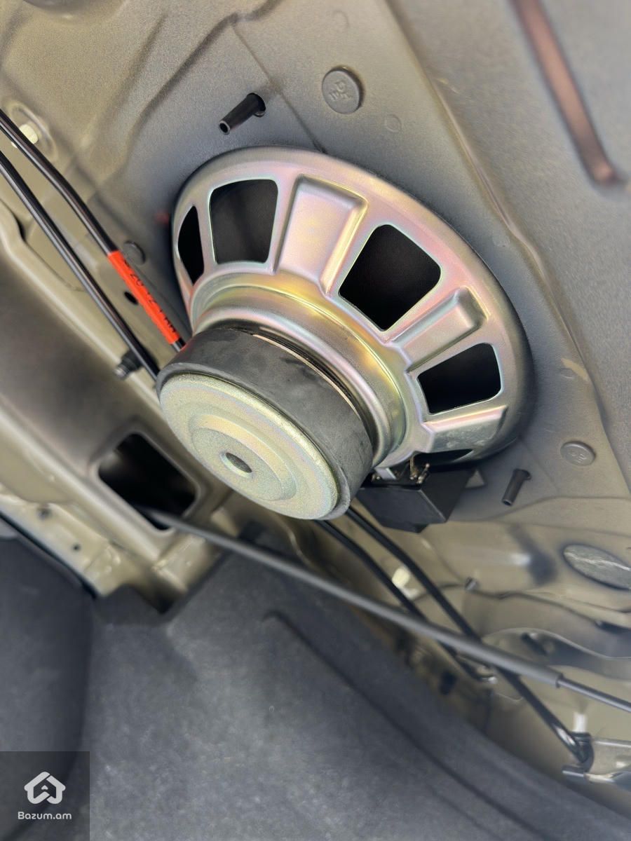 Hyundai Elantra 2021 - image 19