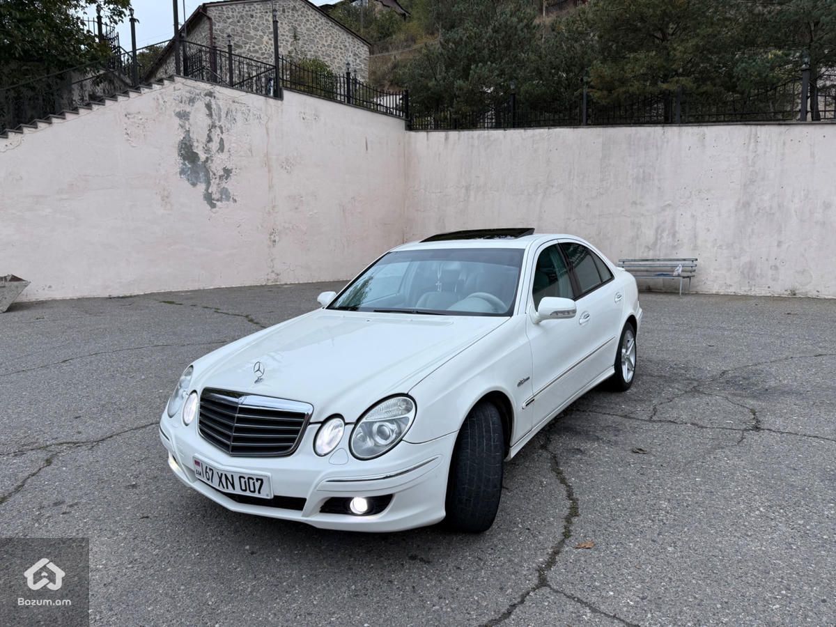 Mercedes-Benz E 320 2003 - image 11