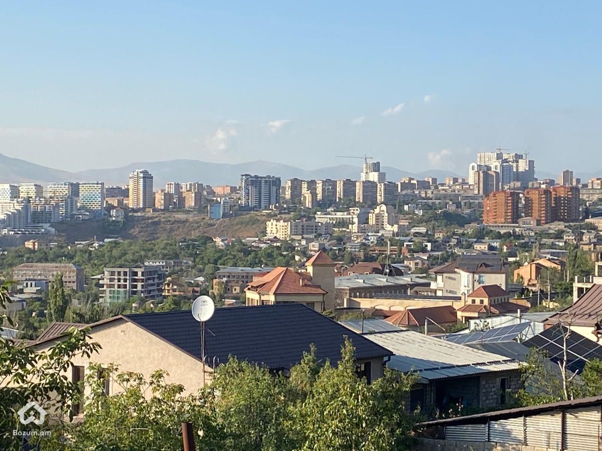 Վաճառվում է երկհարկանի քարե առանձնատուն Նորք Մարաշում Սարգիս  Բաղդասարյան  - image 1