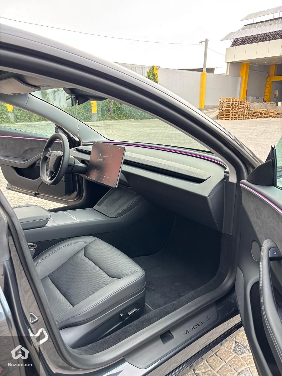 Tesla model 3 - image 6