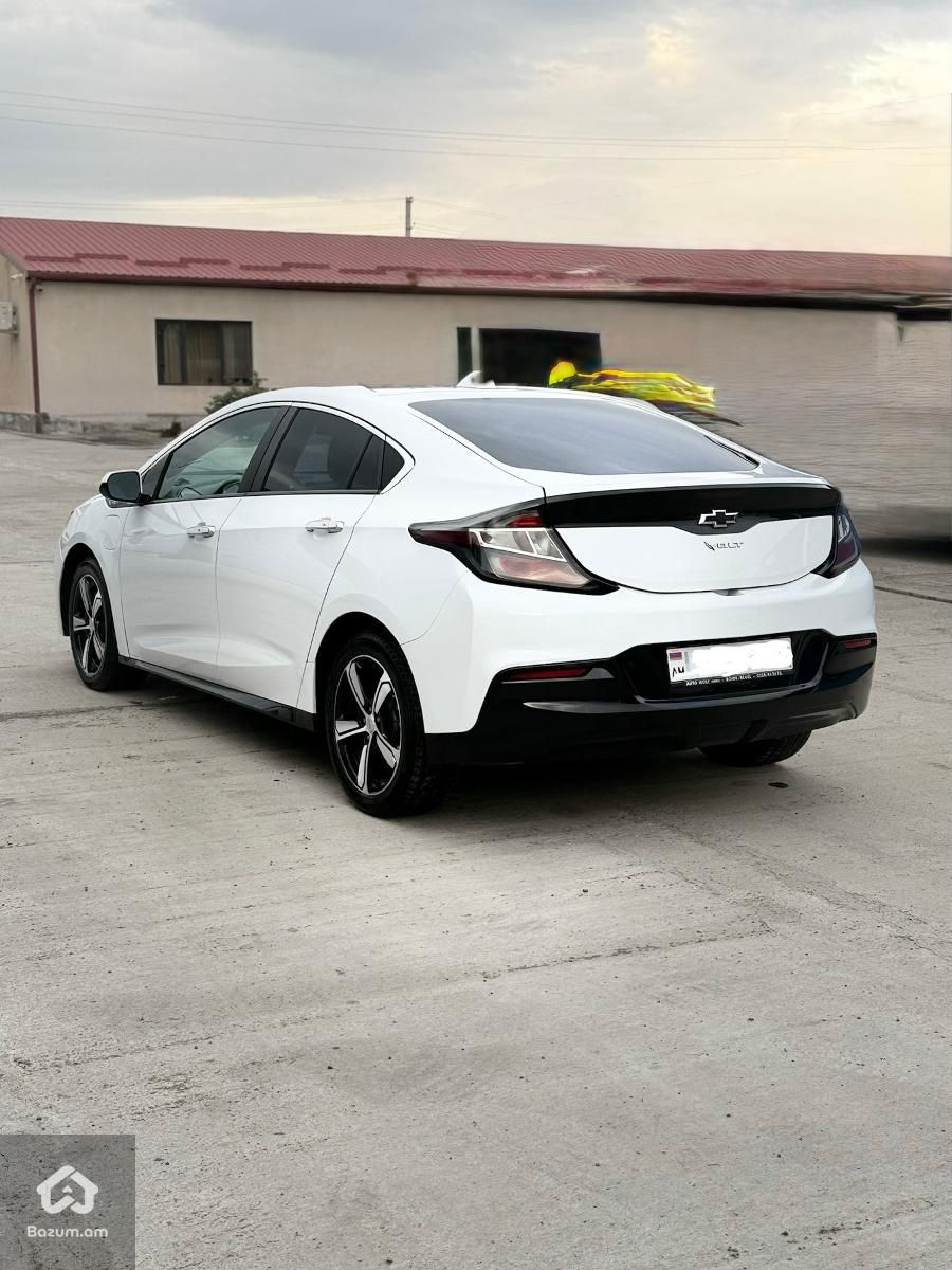 chevrolet volt 2 - image 3