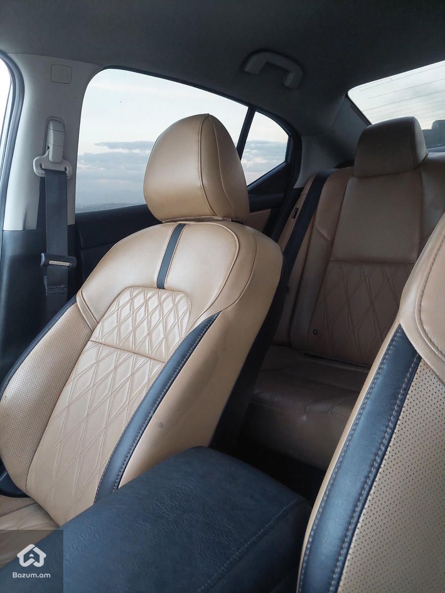 Nissan - image 18