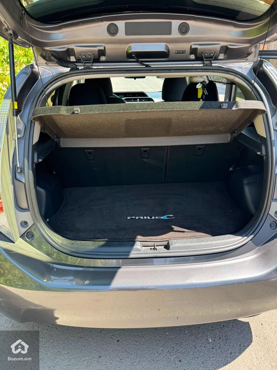 Toyota Prius 2013 - image 20