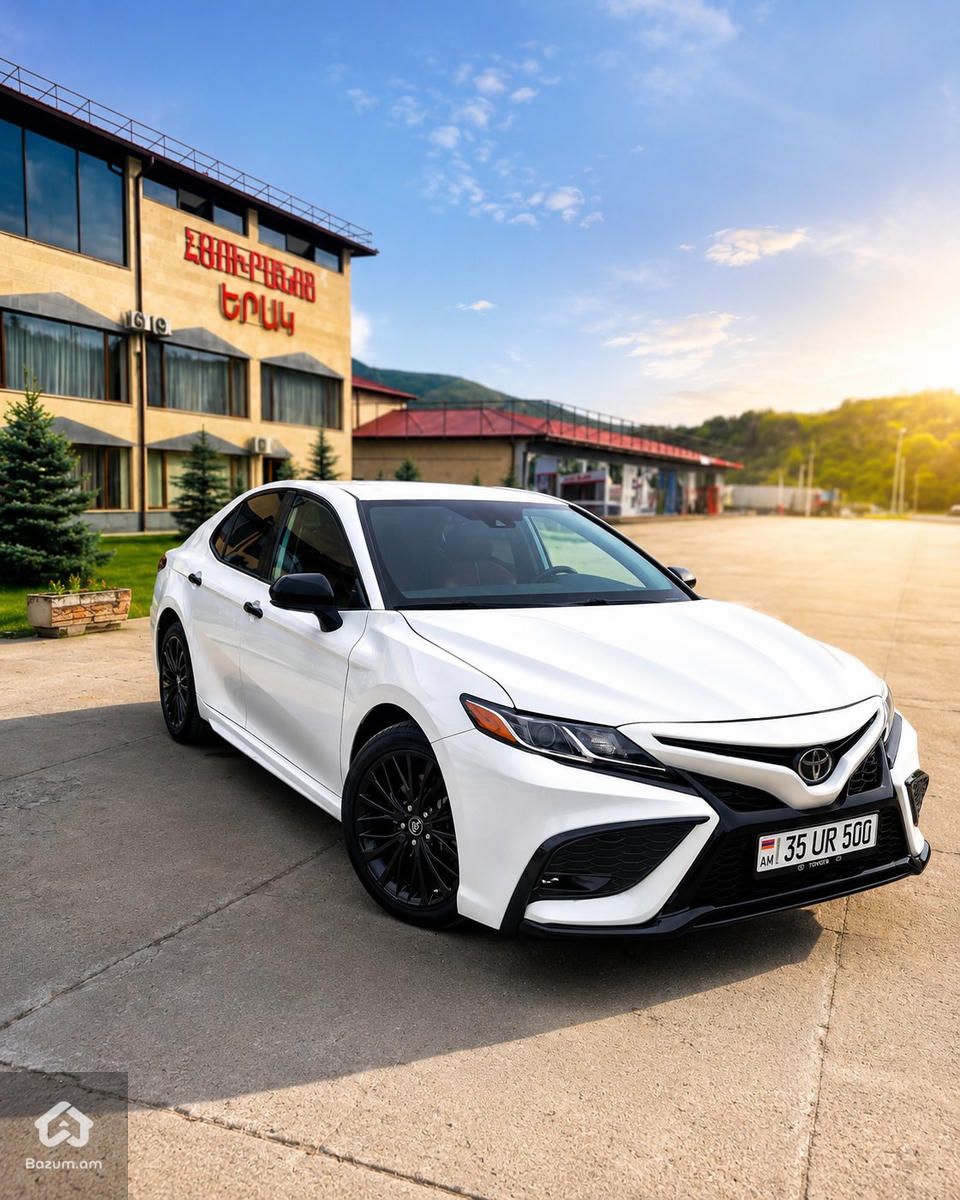 TOYOTA CAMRY V70 SE - image 2