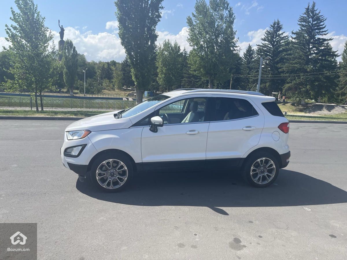 Ford EcoSport 2018 - image 1