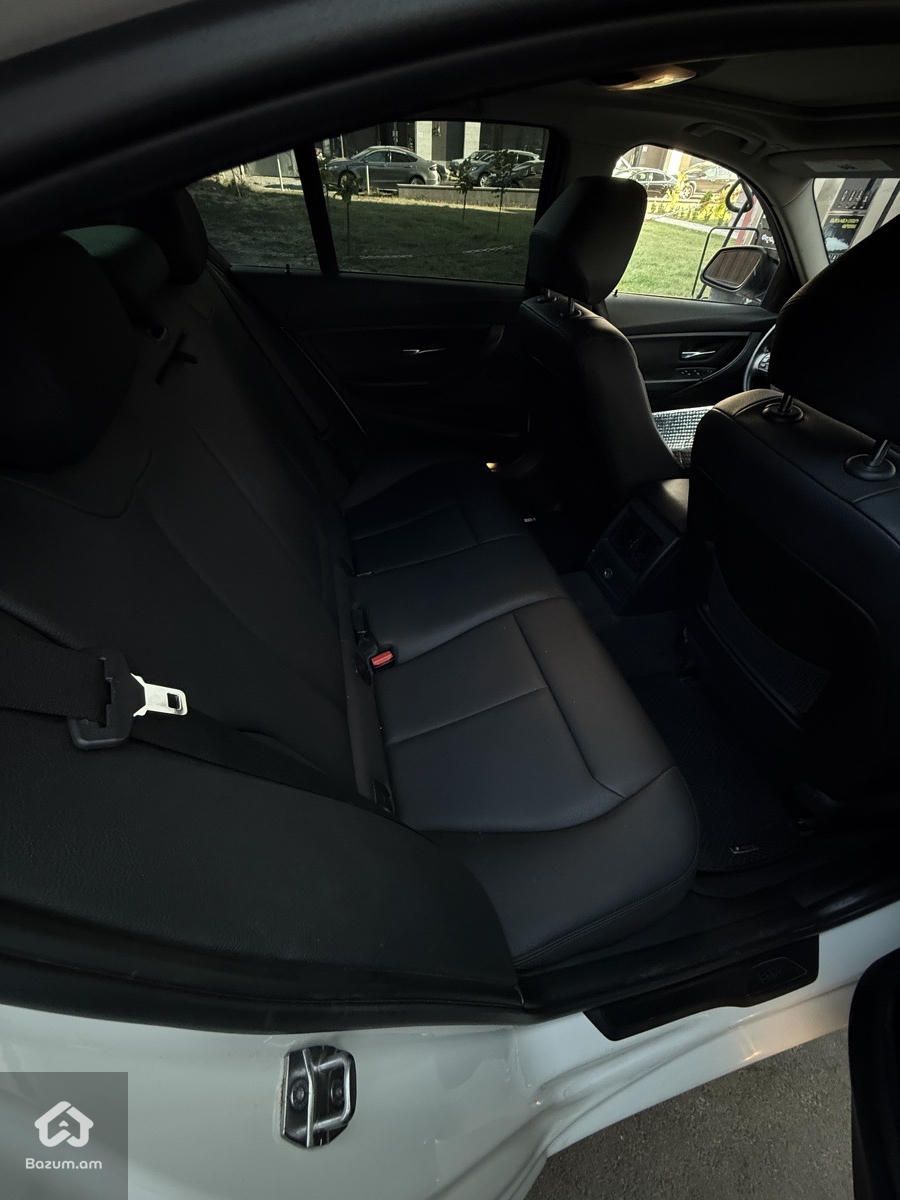 BMW 328 2013 - image 8