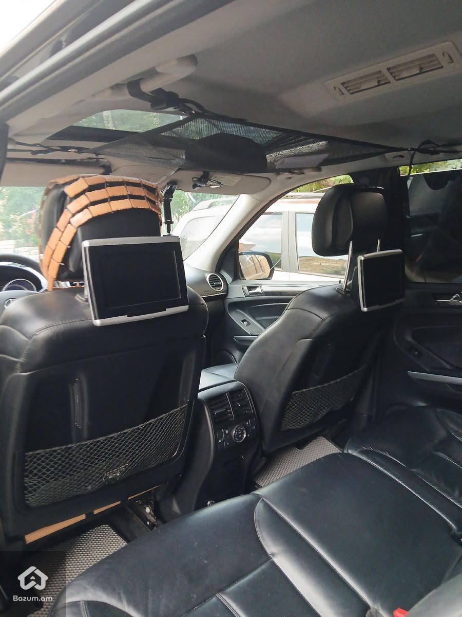 Mercedes GL - image 9