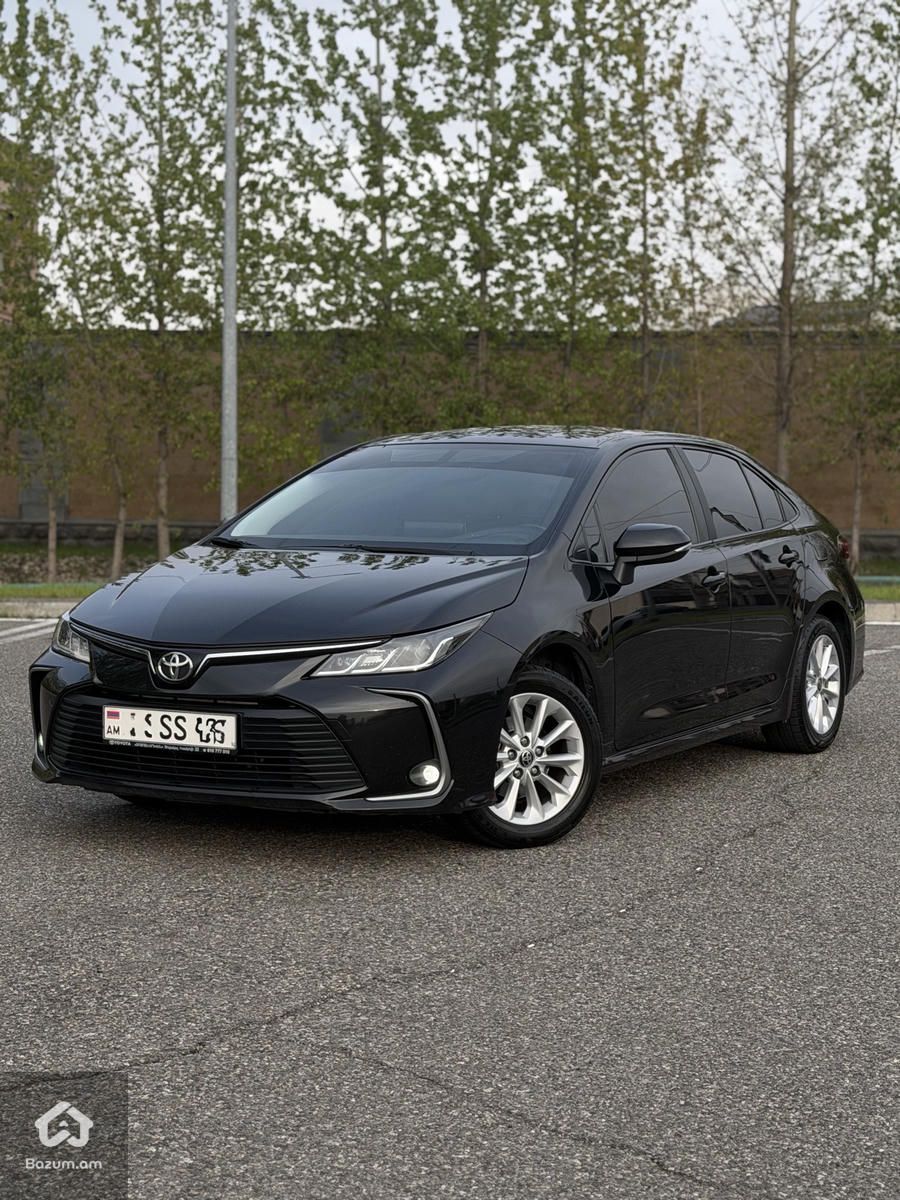 Toyota Corolla - image 2