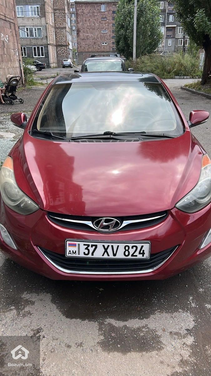 Hyundai Elantra 2011 - image 3