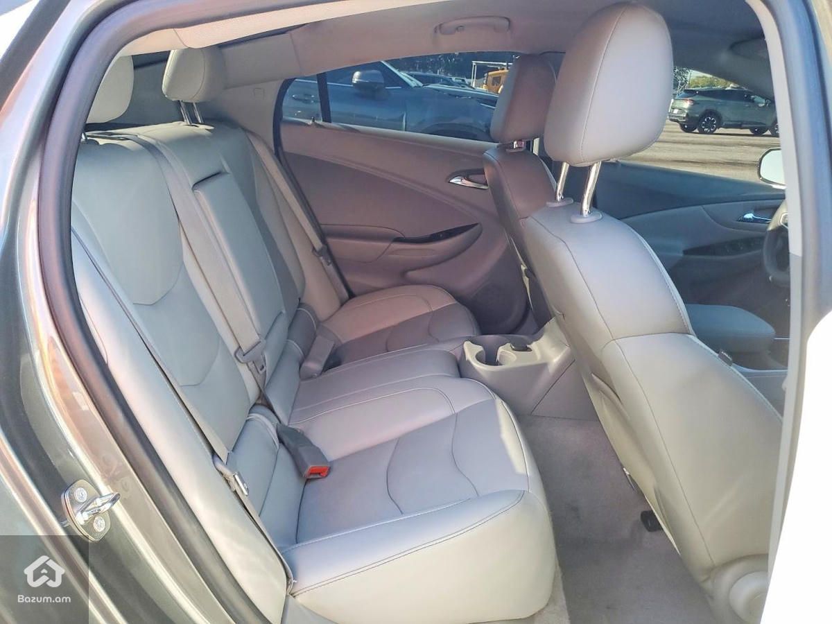 Chevrolet Volt 2016 LT - image 10