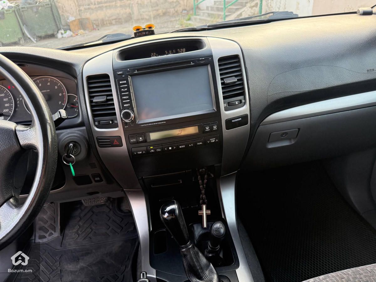 Toyota Land Cruiser Prado 2005 - image 11