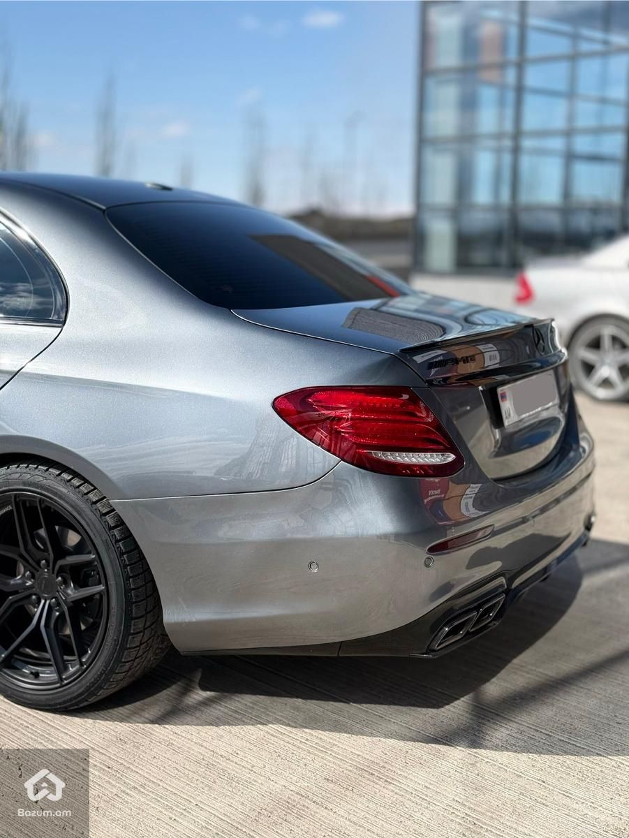 Mercedes w213 - image 5