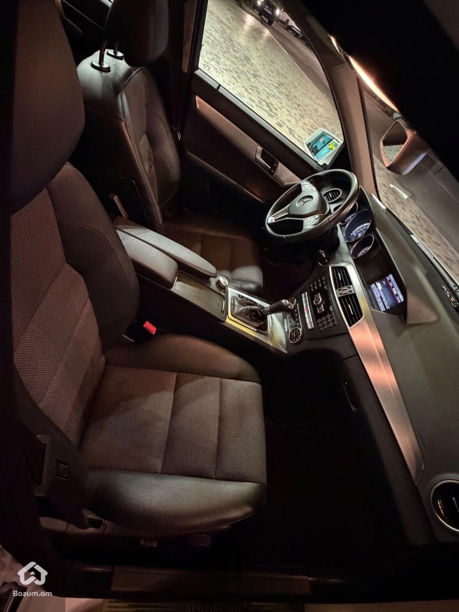 Վաճառվում է Mercedes benz C-180 Restyled - 2012թ - image 5