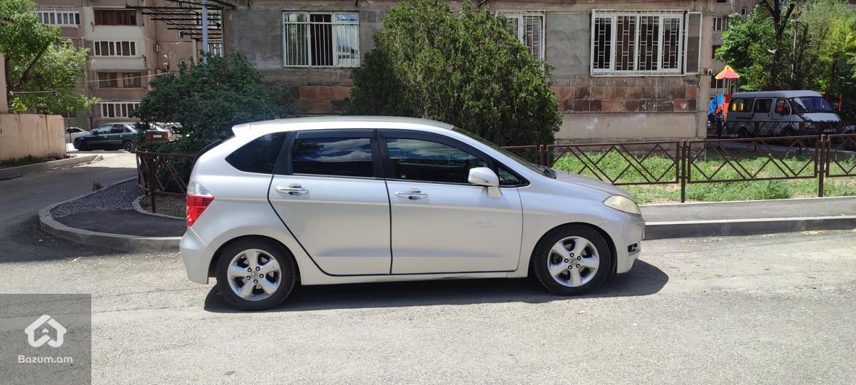 Honda Edix 2004 - image 5