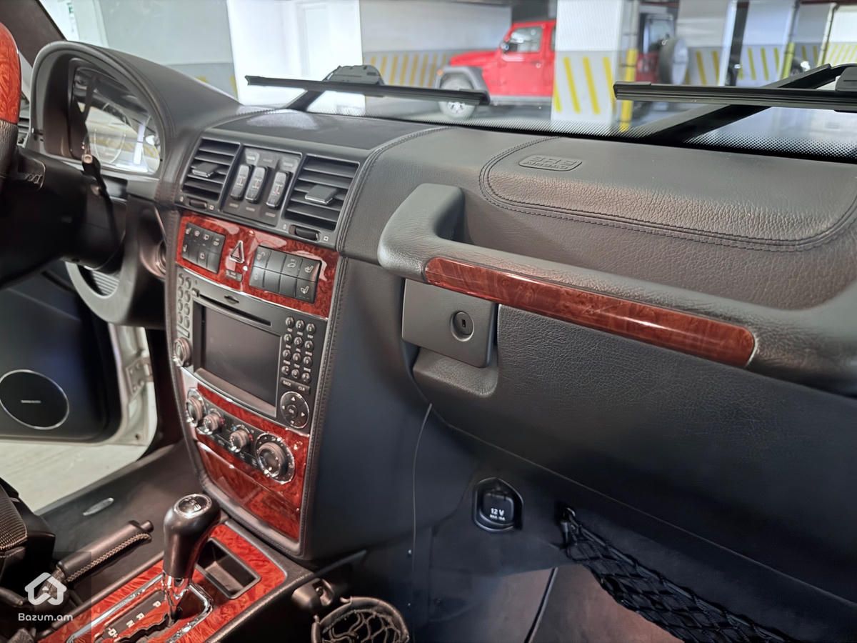 Mercedes G55 AMG - image 11