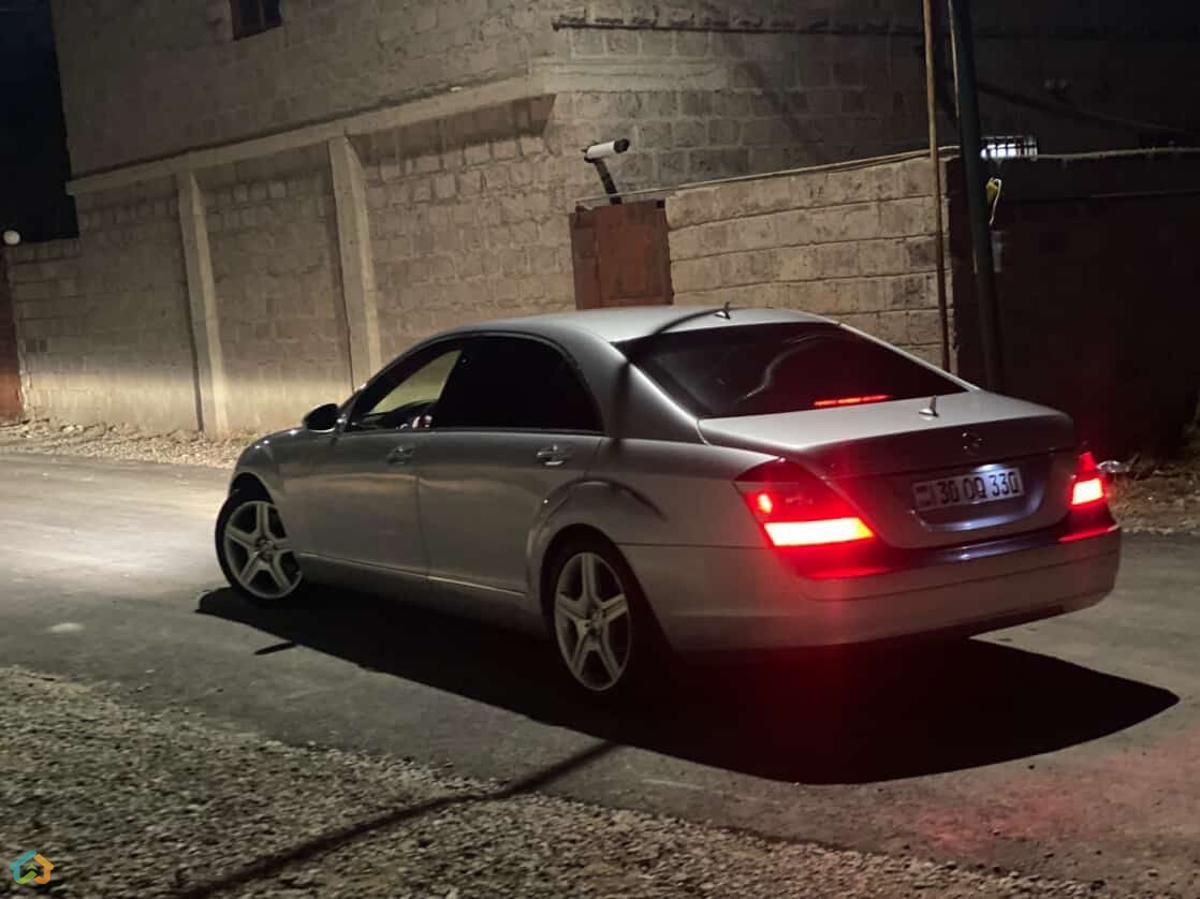 mersedes s550 - image 5