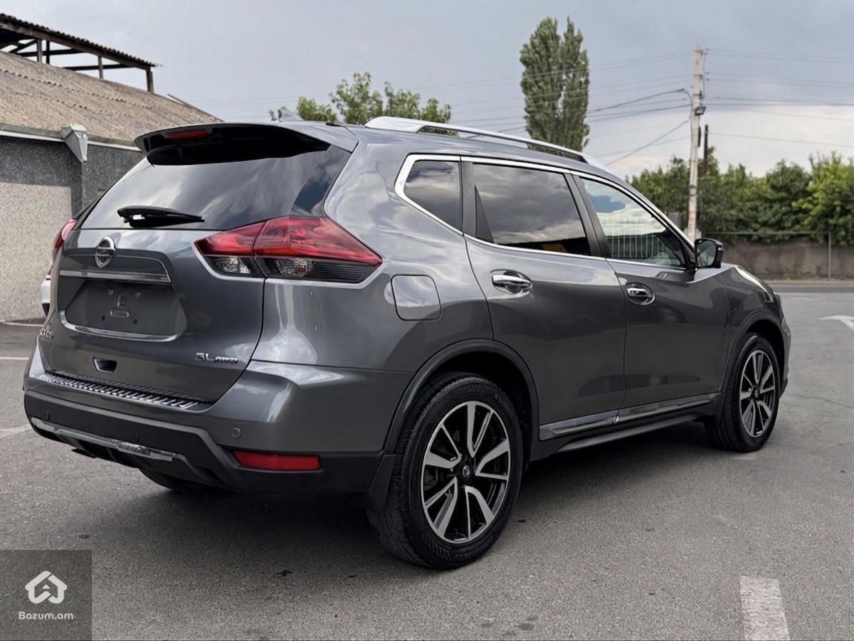 Nissan Rogue SL AWD 2019 - image 2