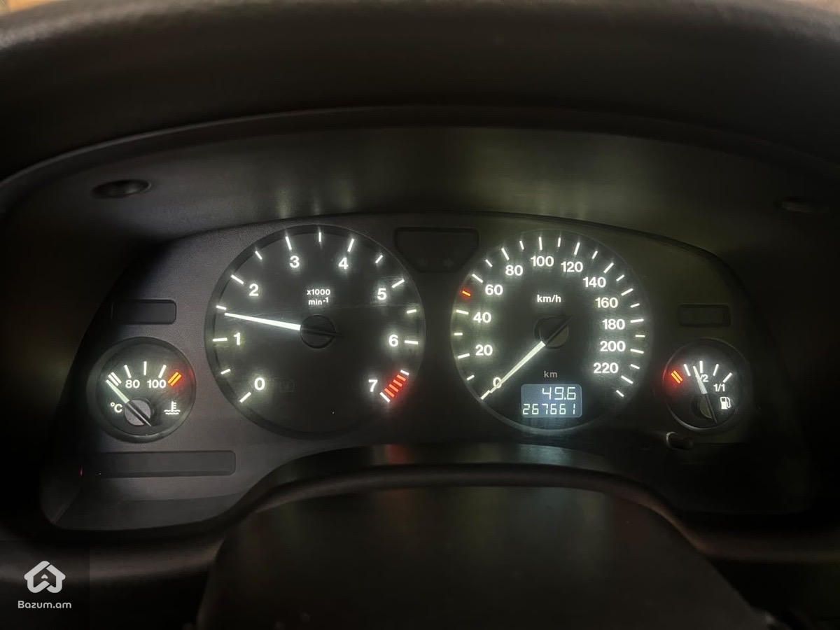 Opel Astra 2000 - image 12