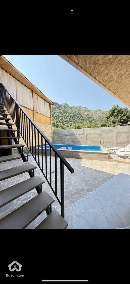 Smail juest House Lori  - image 18