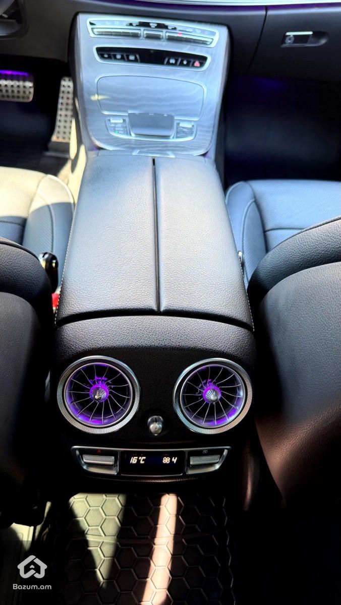 Mercedes Benz E350 AMG Line W213 - image 31