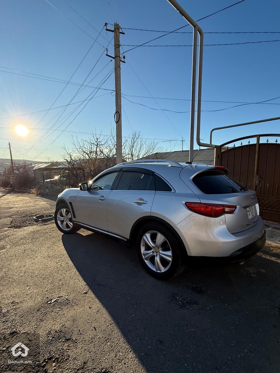 Infiniti FX-35, 3.5 լ, լիաքարշ, 2009 թ., գազ - image 3