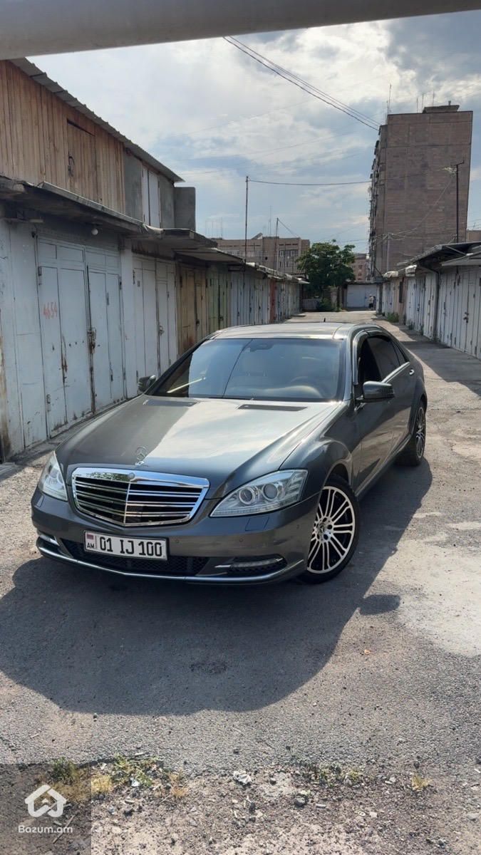Mercedes-Benz S 550 2007 - image 1