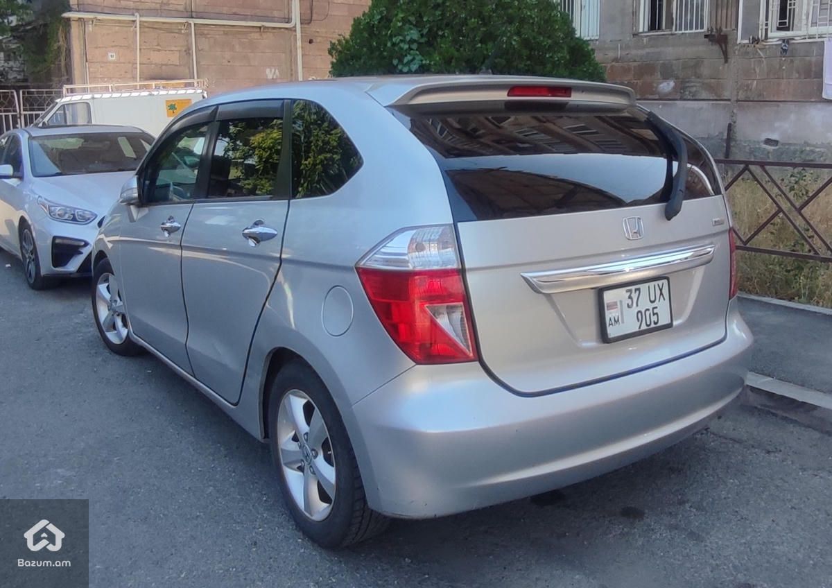 Honda Edix 2004 - image 1