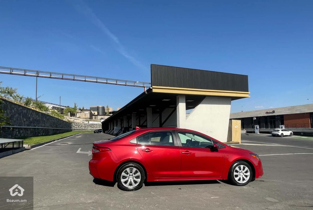 Toyota Corolla 2021 - image 4