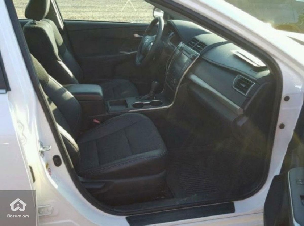 Toyota Camry 2016 - image 35
